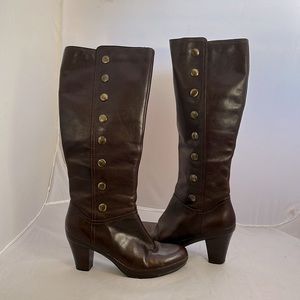 Clarks brown tall boots button heel retro steampunk boho bohemian dark academia